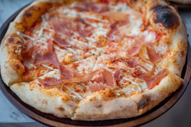 Eine Website-Adresse mit .pizza, .cool oder .marketing – wie geht das?